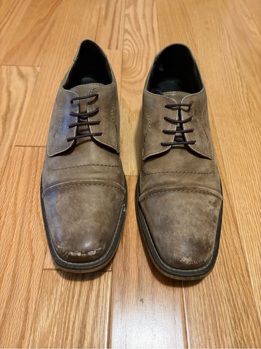 Classic Men's Cap-Toe Dress Shoes in Brown